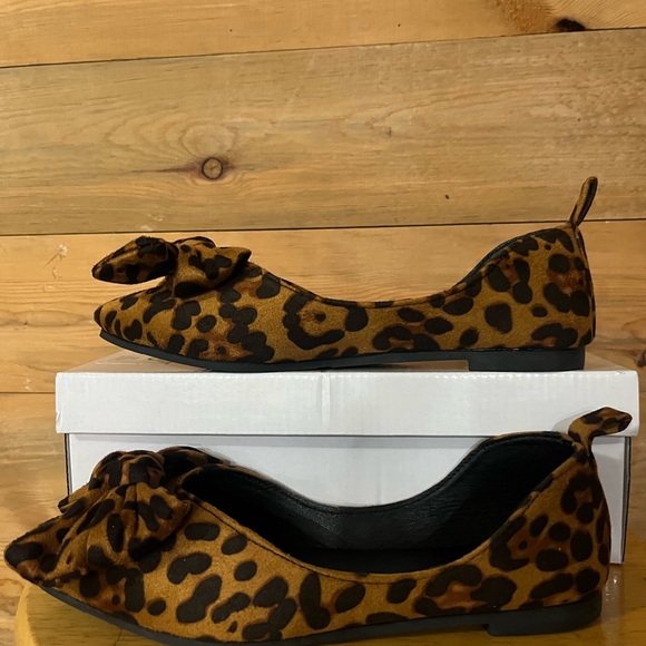 New SHEIN leopard flats size CN39 (US 7/5) - Picture 3 of 6